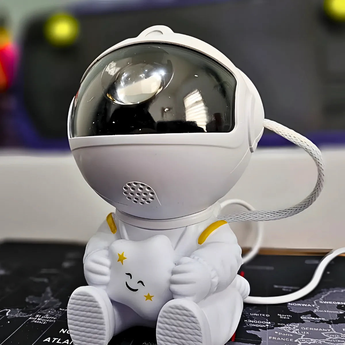 Astronauta Led Projetor Nebulosa Galáxia Estrelada